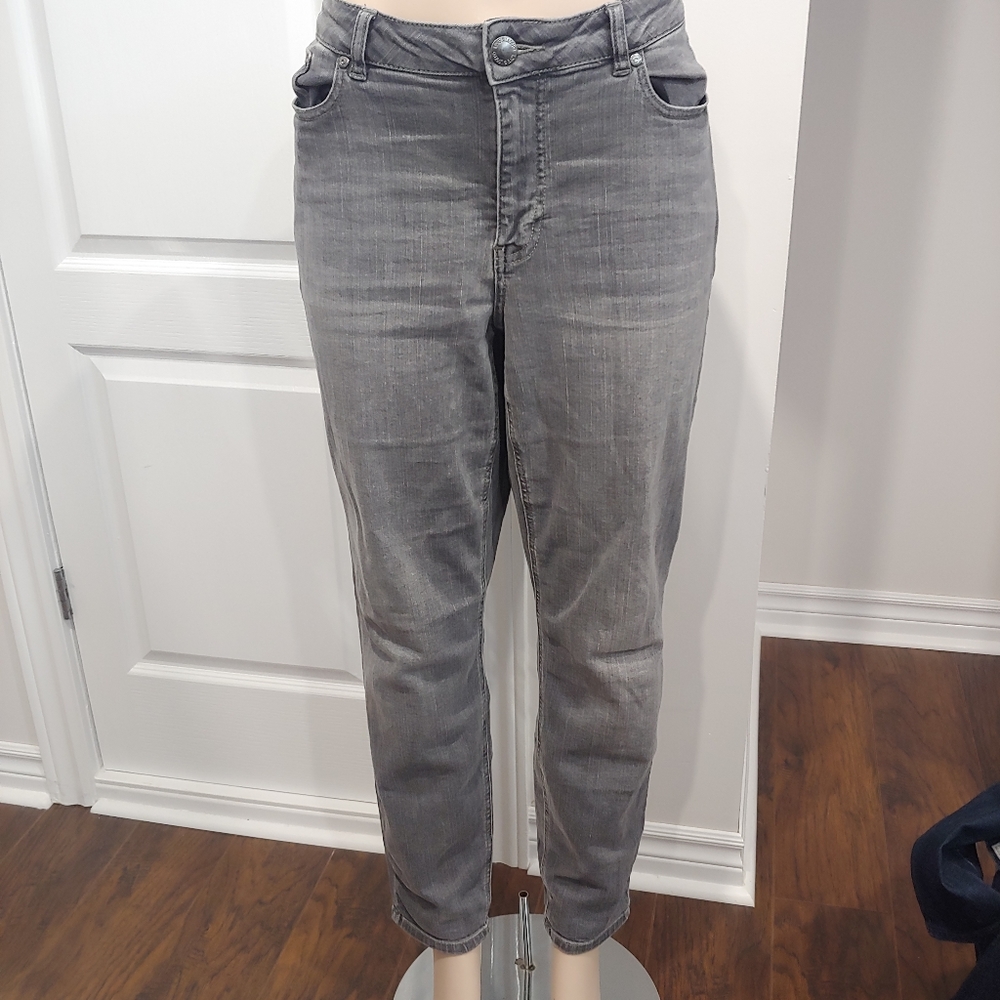 Grey jeans